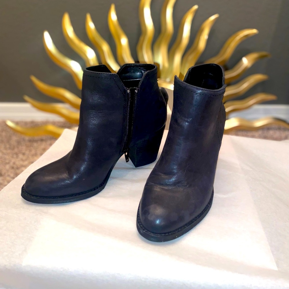 Black boots
